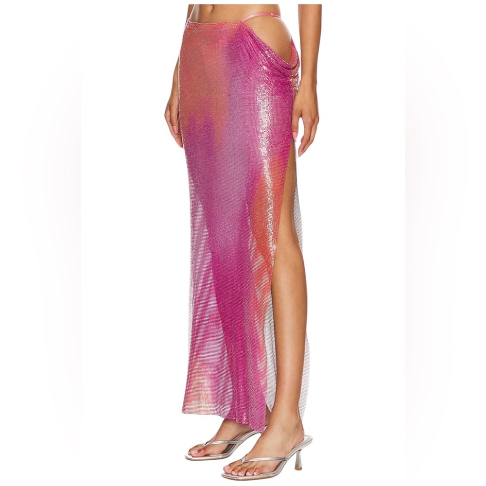 Lover + friends x Bridget Cleo Skirt in Emberglow Multi
X-large
